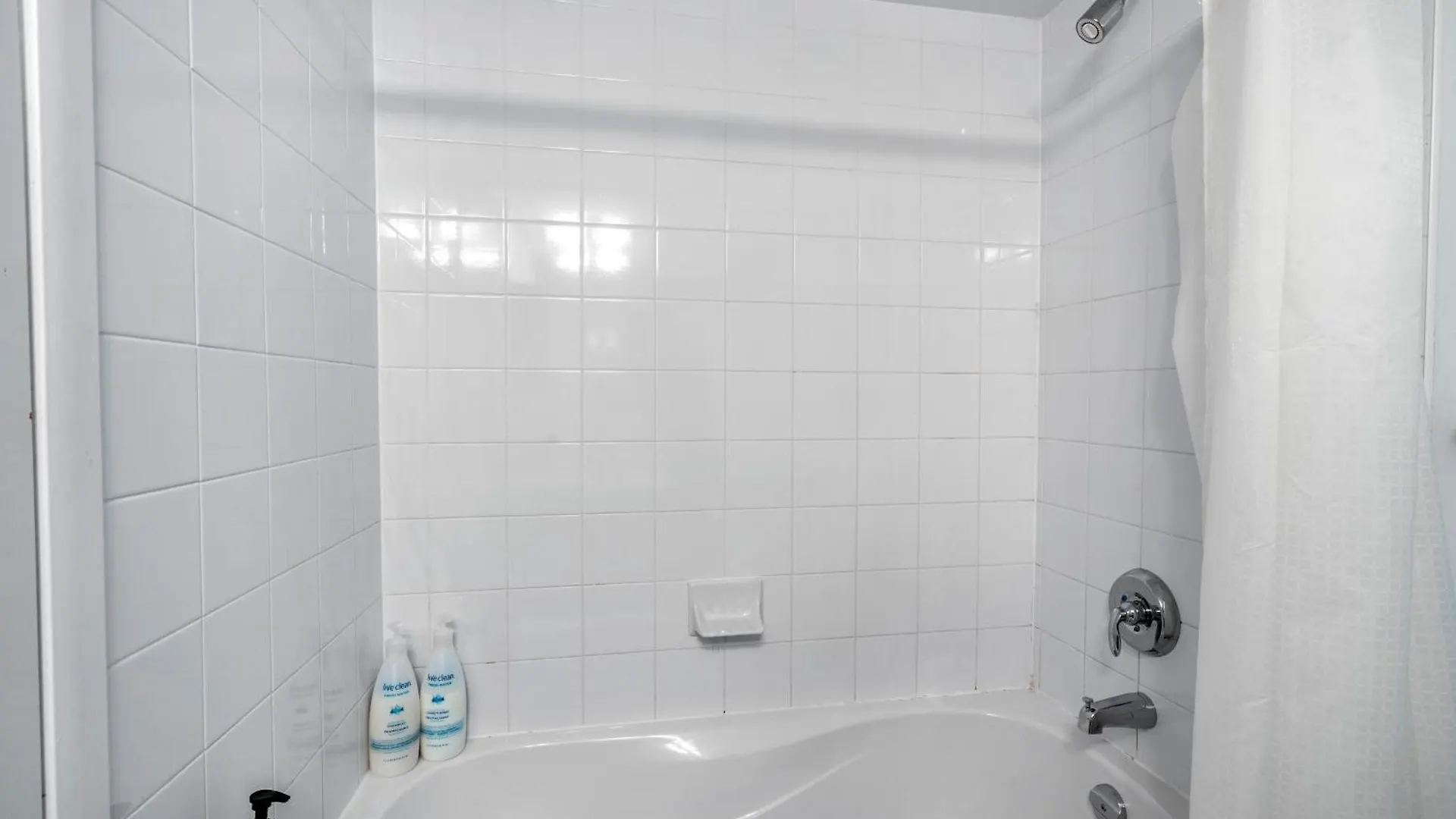 Toronto Downtown Fort York Suites 1Bdrm With Parking Apartment